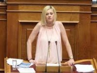 Η Ραχήλ Μακρή (βουλευτής Κοζάνης) ποστάρει το “Alexander The Great” των IRON MAIDEN!