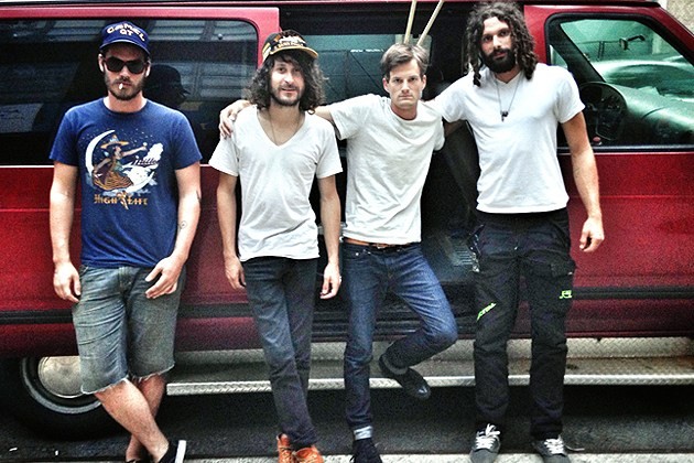 ALL THEM WITCHES στο Rock Overdose: “Eίμαστε απλά συνηθισμένοι άνθρωποι, που κάνουν αυτό που αγαπούν και δεν αφήνουμε κανέναν να μας επηρρεάσει.”