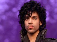 PRINCE:Το σόλο του στο “While My Guitar Gently Weeps” αποδεικνύει τις (υποτιμημένες) δεξιότητες του!