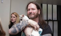 Θετικός στον κορονοϊό ο κιθαρίστας των EXODUS και SLAYER Gary Holt