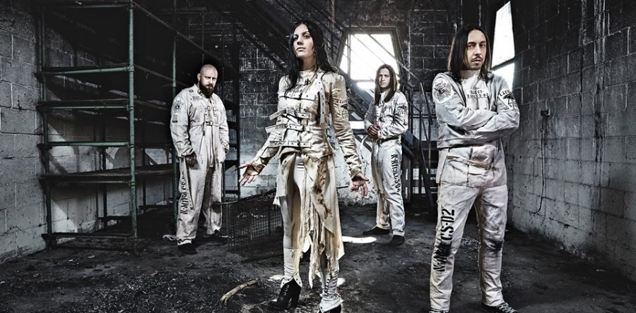 Andrea Ferro (LACUNA COIL) στο Rock Overdose: ‘Οι ΑC/DC θα έπρεπε τώρα πια να αποσυρθούν’
