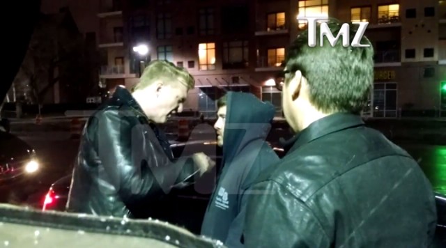 JOSH HOMME:Ο frontman των Queens Of The Stone Age βρίζει οπαδό επειδή του ζήτησε αυτόγραφο