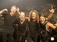 METALLICA: Δείτε ολόκληρη την εμφάνισή τους μέσα σε δισκοπωλείο για την Record Store Day 2016!
