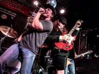 Κι άλλη tribute μπάντα στους AC/DC ισχυρίζεται πως ο τραγουδιστής τους έκανε audition μαζί τους