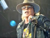 AC/DC: Εκτελούν ζωντανά το “Touch Too Much” μετά από 35 χρόνια!