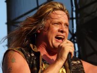 SEBASTIAN BACH: Θετικός σε ενδεχόμενο επανένωσης των SKID ROW!