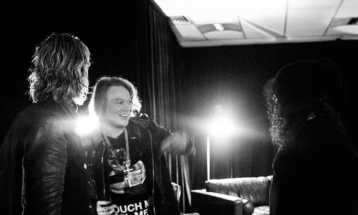 Slash και Duff McKagan: Η συγκινητική έκπληξη τους στον Axl Rose