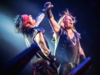 Nikki Sixx (MOTLEY CRUE): “Μεταξύ μας δεν είμαστε εχθροί, δεν είμαστε και φίλοι”