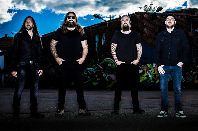 IN FLAMES: Υπογράφουν στην Nuclear Blast!