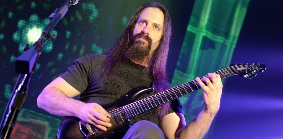 Γενέθλια για τον John Petrucci (DREAM THEATER), ο οποίος κλείνει σήμερα τα 51 του χρόνια!