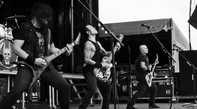 TRIVIUM: Κυκλοφορούν live video για το “Dead And Gone”