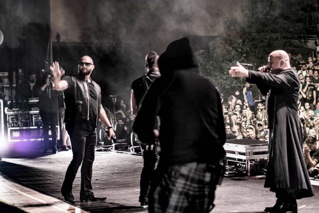 GEOFF TATE: Μαζί στην σκηνή με τους Disturbed στο φεστιβάλ Pain In The Grass