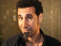 Γενέθλια για τον SERJ TANKIAN, ο οποίος κλείνει σήμερα τα 57 του χρόνια!