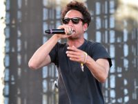 ZACK DE LA ROCHA: Ο τραγουδιστής των Rage Against The Machine, επιστρέφει με το  νέο solo single “Digging For Windows”