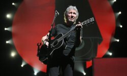 Γενέθλια για τον ROGER WATERS, ο οποίος κλείνει σήμερα τα 80 του χρόνια!