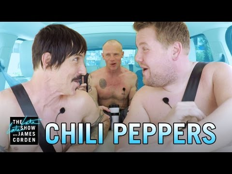 FLASHBACK – RED HOT CHILI PEPPERS: Παίζουν το παιχνίδι carpool karaoke στο The Late Late Show με τον James Corden!