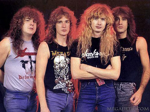MEGADETH: Όταν ο Mustaine και ο Poland μοιράζονταν το ίδιο τσιγαριλίκι επί σκηνής!