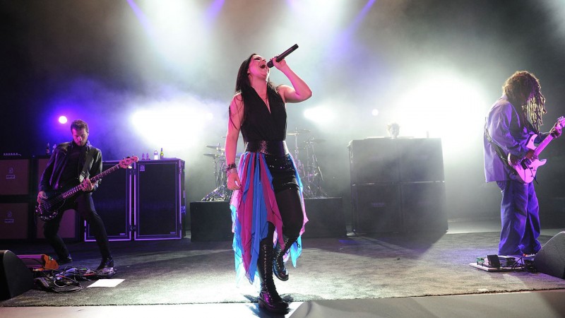 AMY LEE: “Υπάρχει μέλλον για τους EVANESCENCE”