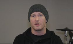 Corey Taylor: “Ο οποιοσδήποτε θα ήταν καλύτερος από τον Trump στην διακυβέρνηση της χώρας”