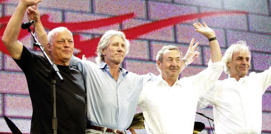 PINK FLOYD: Ιστορική επανένωση με αφορμή το Παλαιστινιακό!