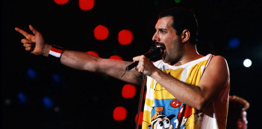 Ανατριχίλα! Αφαίρεσαν τη μουσική από το “We Are the Champions”, κρατώντας μόνο τη φωνή του Freddie Mercury (Video)