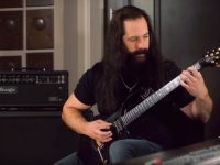 JOHN PETRUCCI : Το πρώτο του guitar camp θα διεξαχθεί τον Αύγουστο του 2017