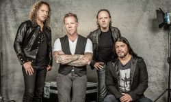 METALLICA: Ακούστε το “Spit Out The Bone” με τον τόνο του “Ride the Lightning” στην ρυθμική κιθάρα