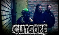 Michaela NecroClit (CLITGORE) στο Rock Overdose:’Στη συναυλία μας στην Αθήνα στις 8 Ιανουαρίου θα πρέπει να περιμένετε ένα ακραίο και ταυτόχρονα αστείο σόου’.