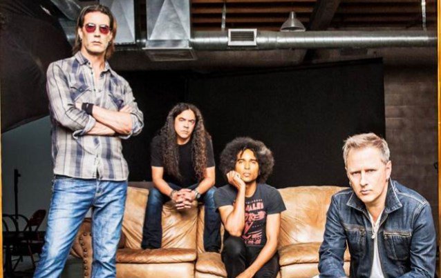 ALICE IN CHAINS: Δουεύουν πάνω στο νέο τους άλμπουμ!