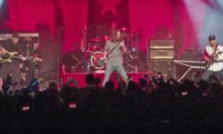 AUDIOSLAVE: Δείτε την πρώτη τους εμφάνιση εδώ και 10 χρόνια!