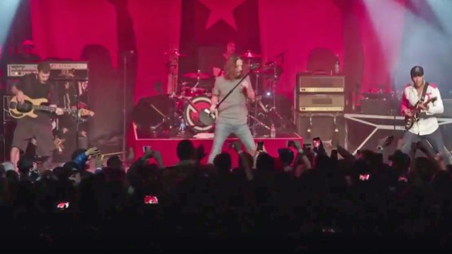 AUDIOSLAVE: Δείτε την πρώτη τους εμφάνιση εδώ και 10 χρόνια!