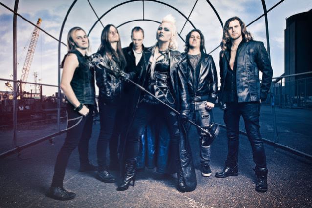 BATTLE BEAST: Κυκλοφορούν βίντεο για το νέο κομμάτι “Familiar Hell”