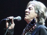 ΚΩΣΤΑΣ ΤΟΥΡΝΑΣ στο Rock Overdose:’ Η μουσική έχει θεραπευτικές ιδιότητες μη ανιχνεύσιμες ακόμα από την επιστήμη’.