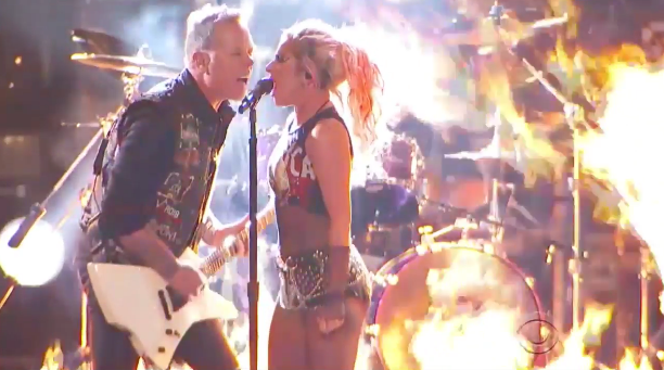METALLICA & LADY GAGA: Ακούστε το “Moth In To Flame”,με το μικρόφωνο του James ΑΝΟΙΚΤΟ από την αρχή! Δείτε το Βίντεο!