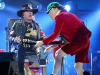 Φήμες θέλουν τους AC/DC να ηχογραφούν δίσκο με τον Axl Rose στα φωνητικά!