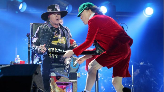 Φήμες θέλουν τους AC/DC να ηχογραφούν δίσκο με τον Axl Rose στα φωνητικά!