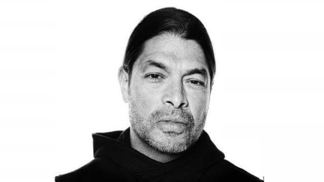Robert Trujillo (METALLICA): Ελπίζει να παίξουν στο φεγγάρι στο επερχόμενο tour τους