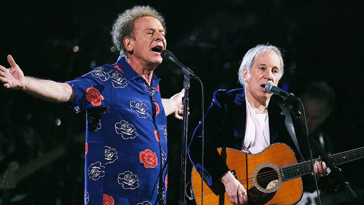 Ακόμα και 52 χρόνια αργότερα οι Simon & Garfunkel εκτελούν το “Sound Of Silence” με τον δικό τους μοναδικό τρόπο!
