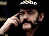 Όταν ο LEMMY μίλησε περί ρατσισμού:”Καταπολεμήστε το μίσος! Hasta la vista, μ***κες μου!”