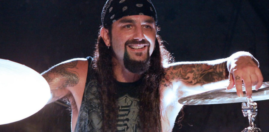MIKE PORTNOY: Υπερασπίζεται τους μουσικούς που κάνουν “meet&greet” επ’ αμοιβή!