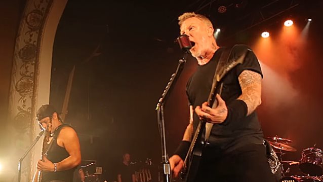 METALLICA: Κυκλοφορούν live video για το ‘Hardwired’ με πλάνα από όλο τον κόσμο