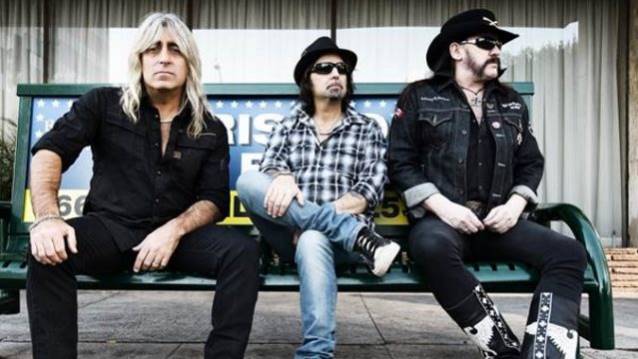 MOTÖRHEAD: Ανακοίνωσαν την κυκλοφορία του “Under Cöver”, μια συλλογή από τις καλύτερες διασκευές τους!