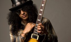 Γενέθλια για τον Slash (GUNS N’ ROSES), ο οποίος κλείνει σήμερα τα 57 του χρόνια!