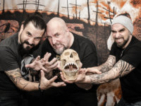 RAGE: Κυκλοφορούν νέο τραγούδι και music video!