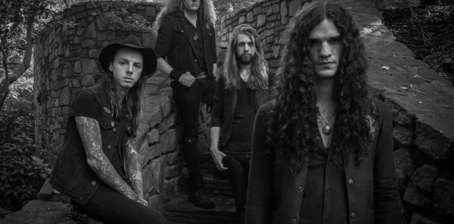 CLOAK: Listen exclusive first track premiere of the forthcoming new album!