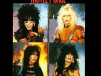 34 χρόνια από την κυκλοφορία του “Shout at the Devil” των MOTLEY CRUE!