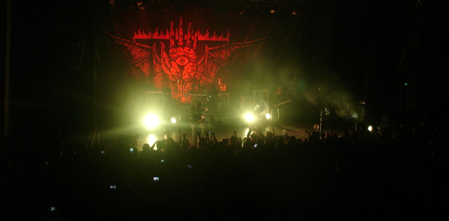 ARCH ENEMY: Δείτε βίντεο – αποσπάσματα από τη συναυλία τους στη Θεσσαλονίκη!