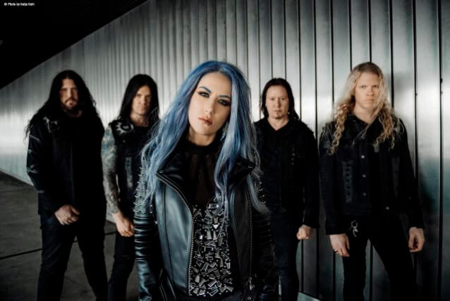 ARCH ENEMY: Ακούστε το νέο κομμάτι ‘First Day In Hell’