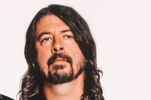DAVE GROHL: “Το “Roots” των Sepultura αποτέλεσε το ‘καύσιμο’ για όλους τους δίσκους των Foo Fighters τα επόμενα δέκα χρόνια!”