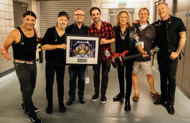 METALLICA: “Κατέρριψαν το ρεκόρ μεγαλύτερης προσέλευσης κατά τη διάρκεια και των δύο εμφανίσεων τους στο Ο2”